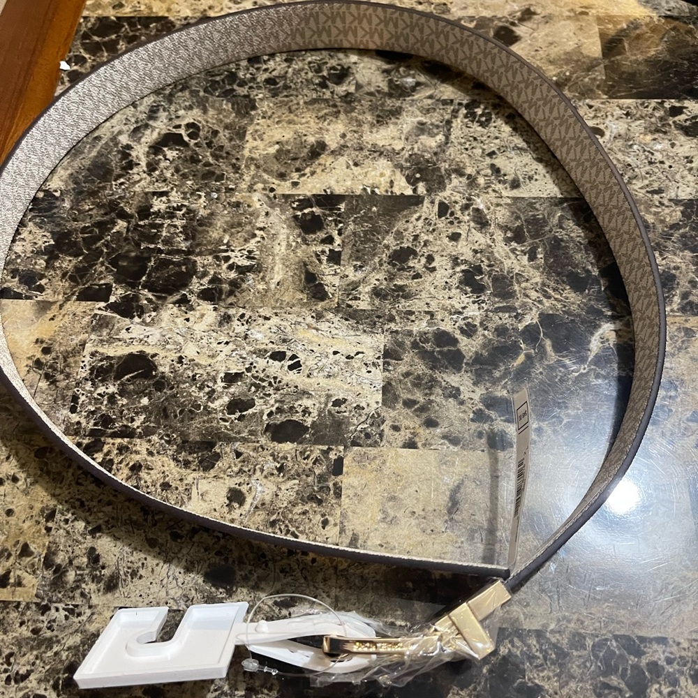 Women’s Michael Kors Reversible L Belt